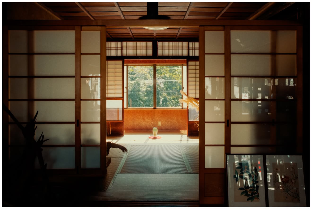 QUIET ROOM